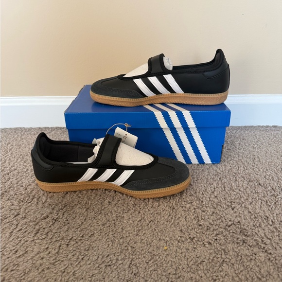 NWT - Adidas Samba Jane - GS 6.5Y - Picture 2 of 5